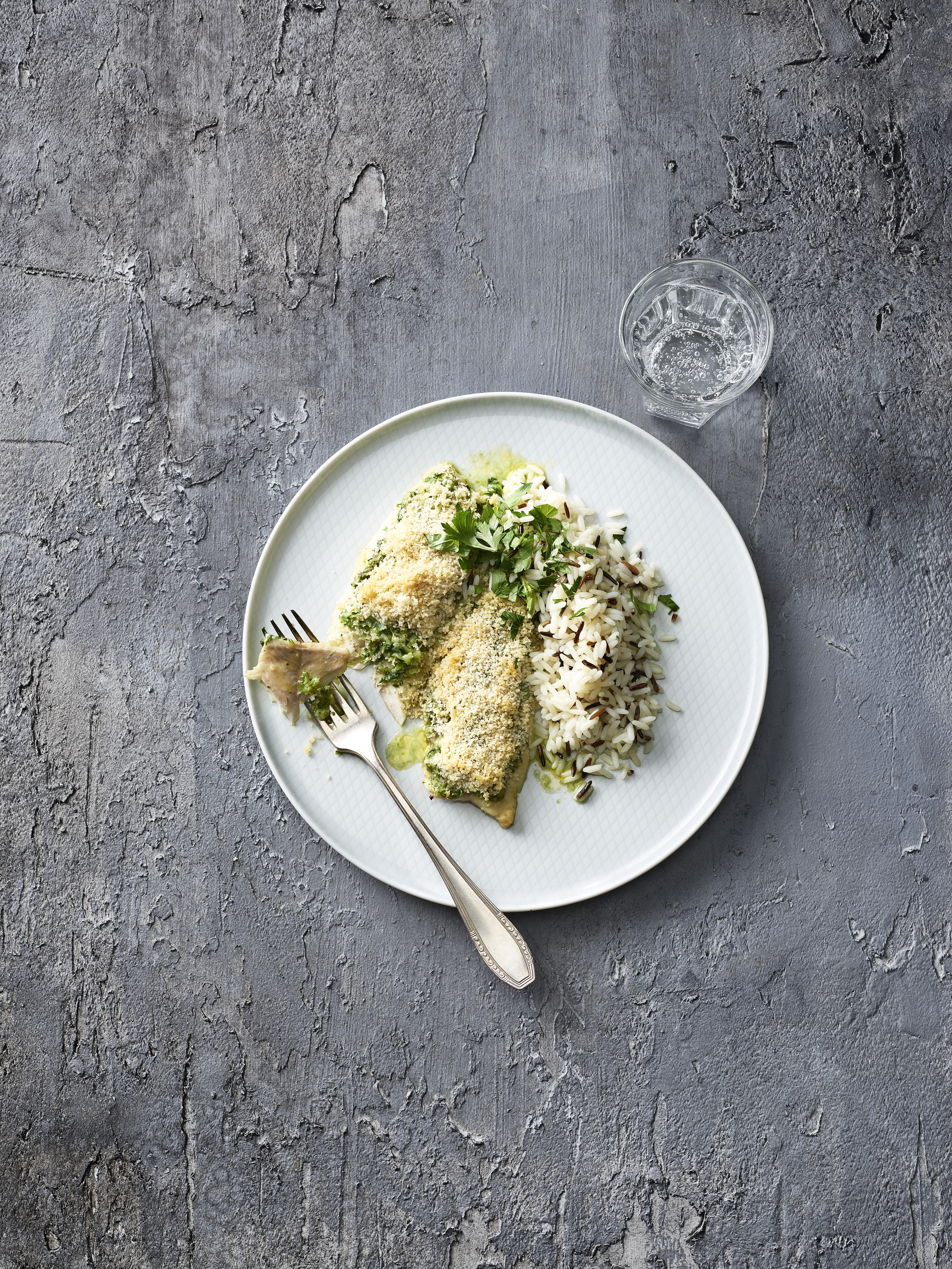 Filets de truite en croûte de courgette gratinés