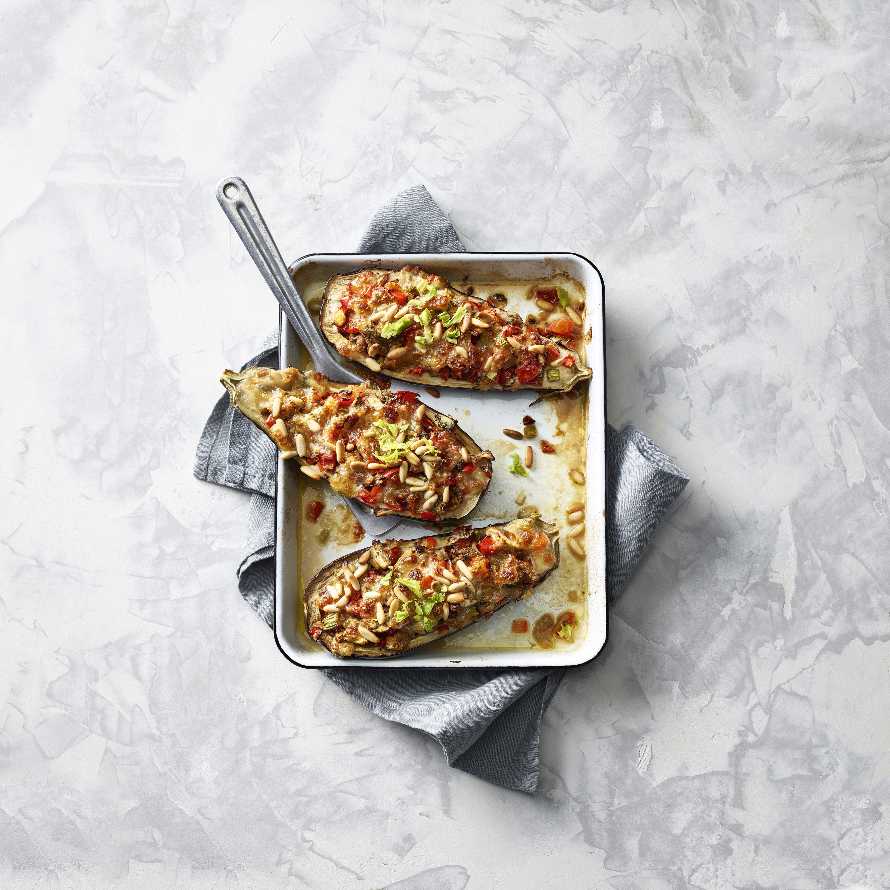 Aubergines farcies à la sicilienne
